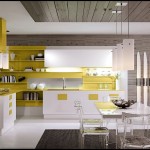 Sarı italyan mutfak modelleri