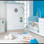 Şık mavi bebek odası dekorasyonu