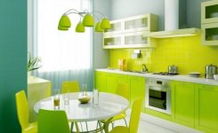Açık ve koyu yeşil mutfak dolapları modelleri