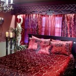 Kırmızı renklerle yatak odası tasarımı