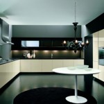 Modern krem renkli siyah italyan tasarım mutfak dekorasyonu